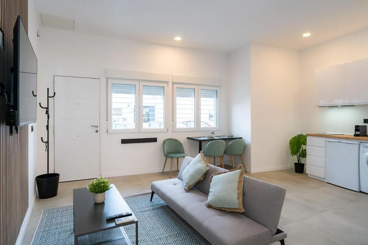Nomad Malaga - Airport II Apartamento