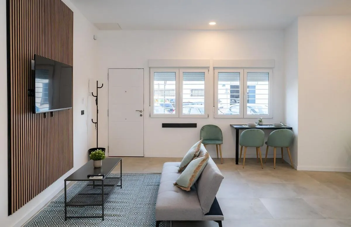 Nomad Malaga - Airport II Apartamento Espanha
