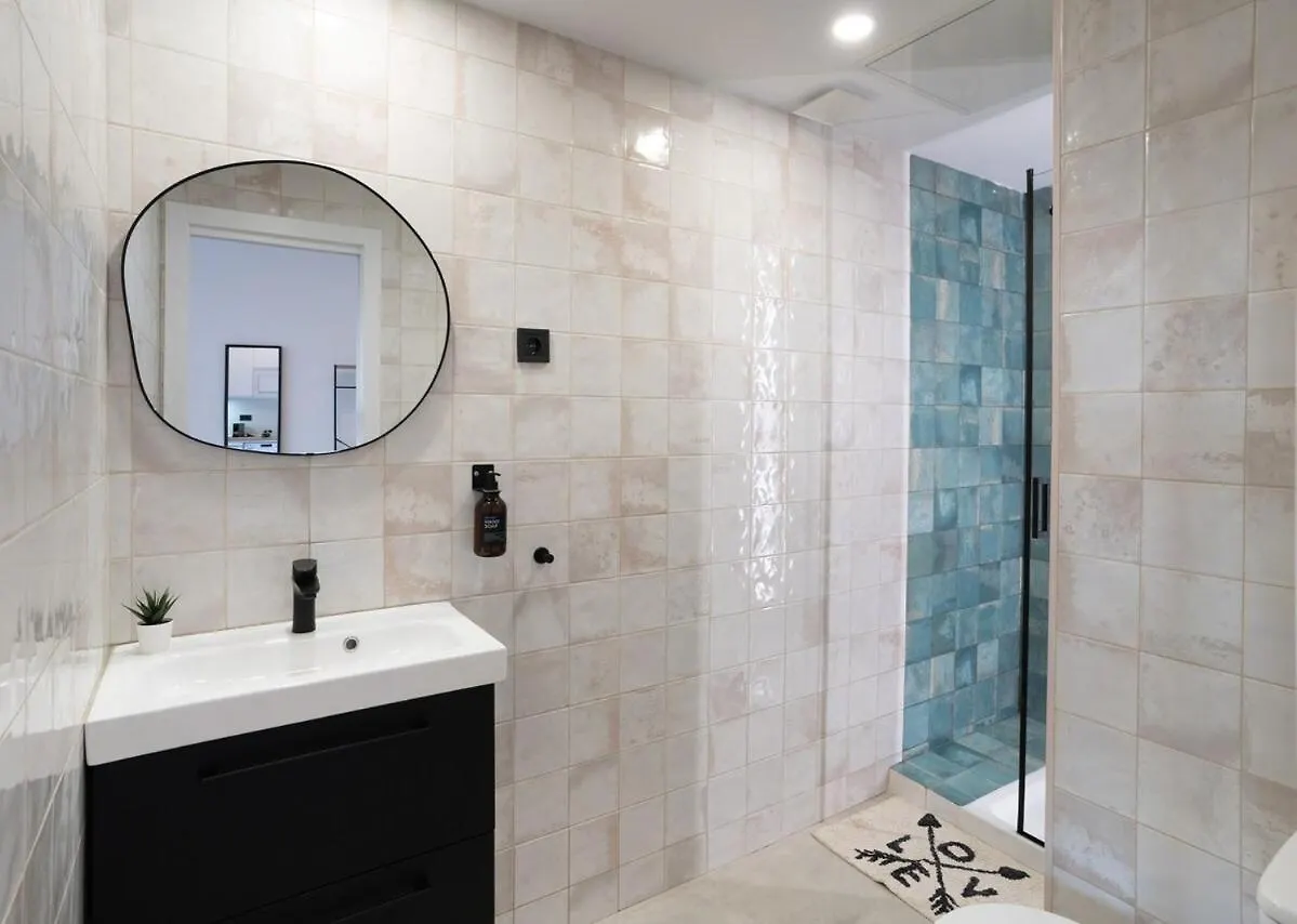 Nomad Malaga - Airport II Apartamento 0*,  Espanha